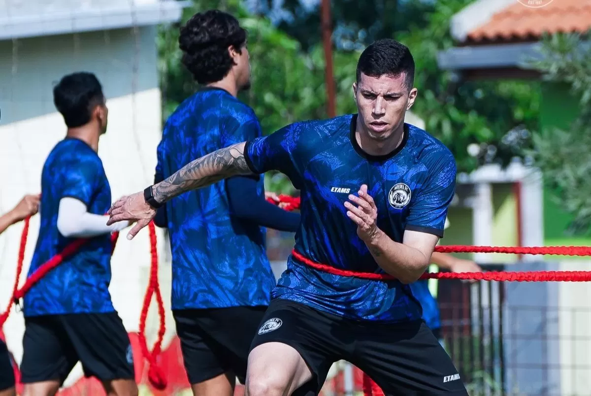 Diego Luiz Landis menjalani latihan perdana Arema FC. (@aremafcofficial)