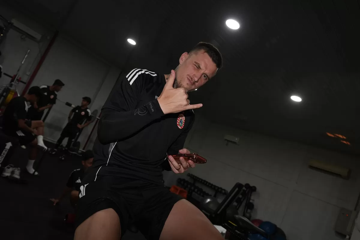Persija memperpanjang kontrak Fabio Calonego selama dua musim. (Persija)