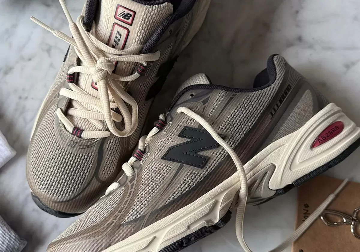 JJJJound kembali melanjutkan kolaborasinya bersama New Balance dengan memperkenalkan New Balance 740N "Mushroom". Rencana di luncurkan pada 30 Juli ini.