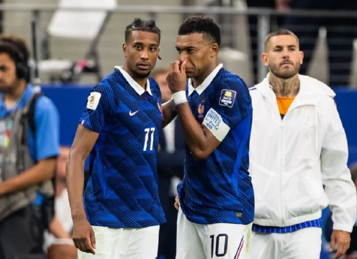 Kylian Mbappe dan Michael Olise membawa sejarah bagi sepak bola Prancis.