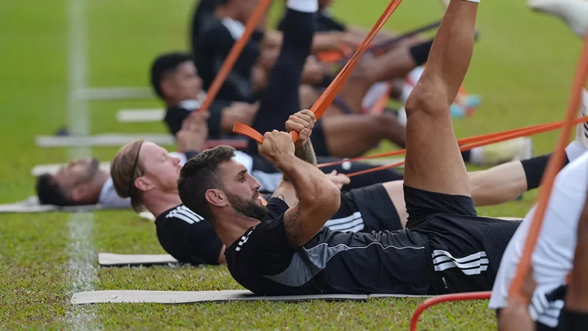 Skuad Persija Jakarta melakukan latihan untuk menatap musim 2026/27. (I.League)