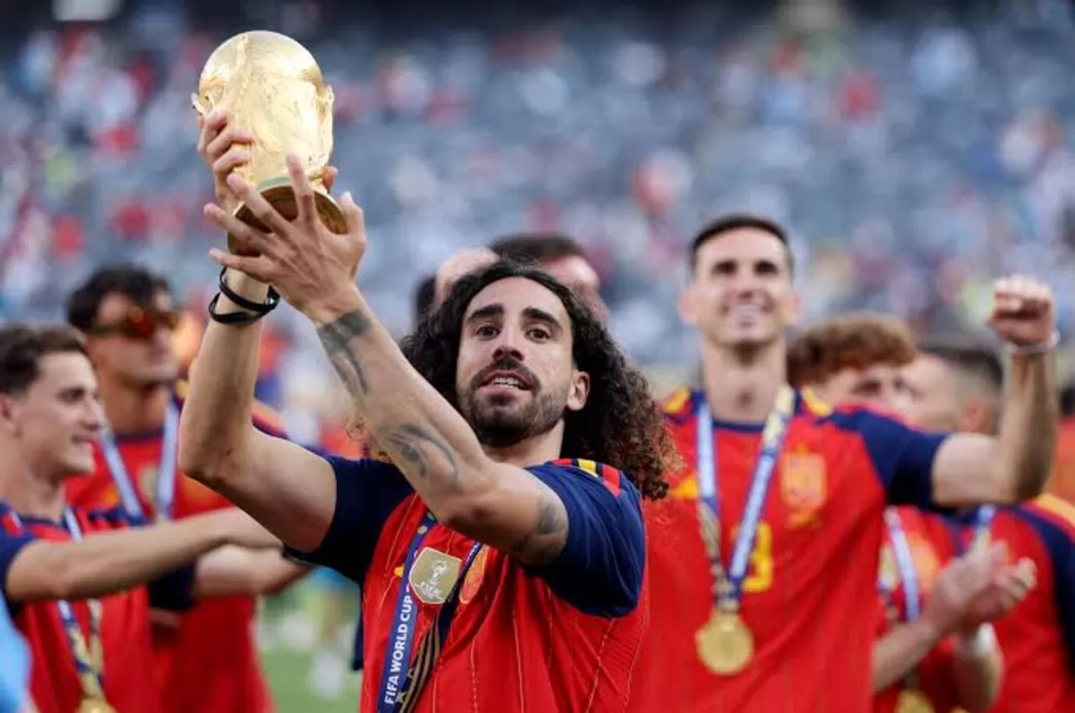Selebrasi bek Spanyol Marc Cucurella usai juara Piala Dunia 2026.