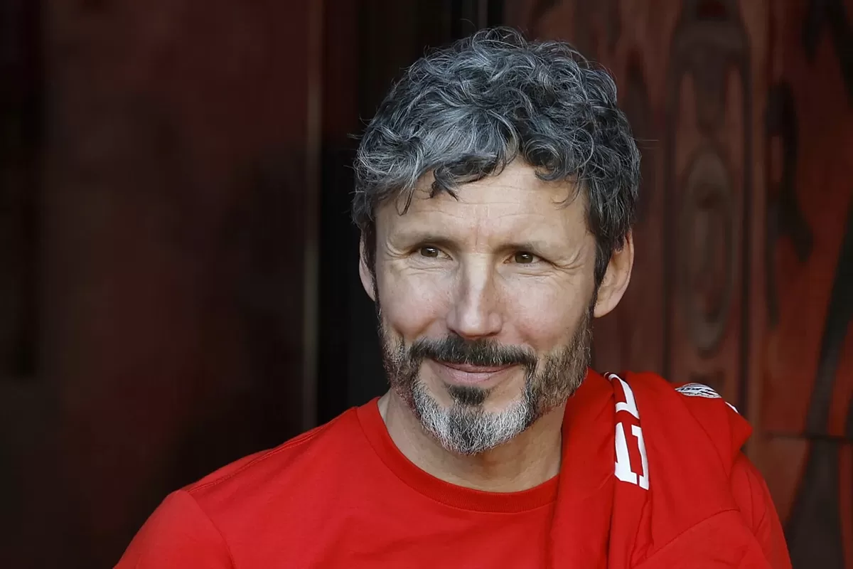 Mark van Bommel sosok terdepan untuk menjadi pelatih baru Belgia.
