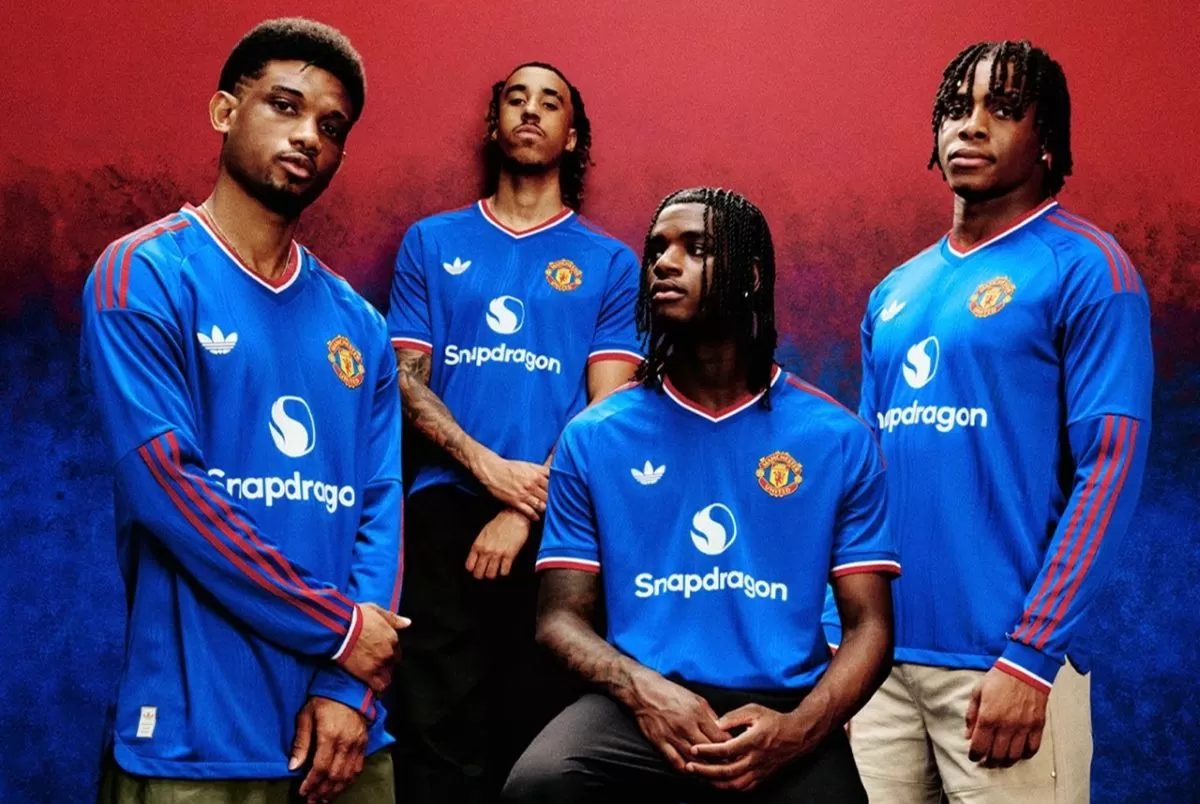 Manchester United perkenalkan jersey tandang untuk musim 2026/27. (Manchester United)