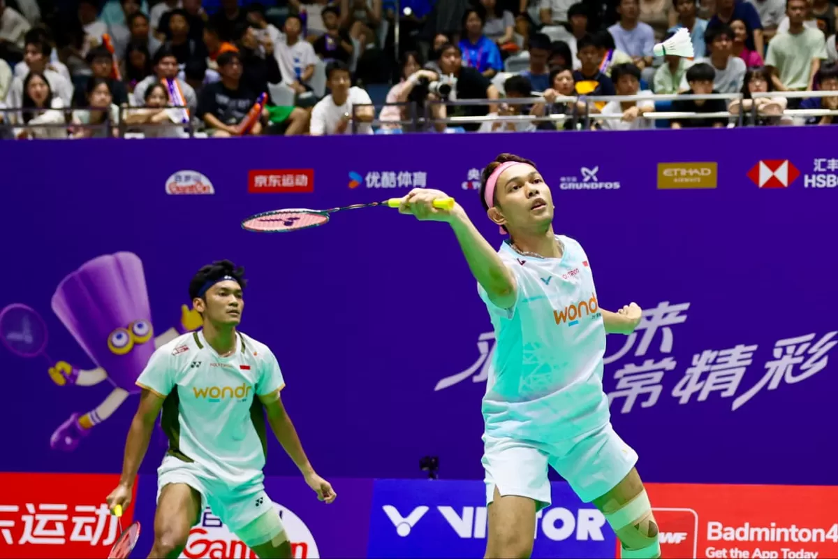 Unggulan kedua Fajar Alfian/Muhammad Shohibul Fikri memastikan langkah Indonesia di sektor ganda putra China Open 2026 semakin kuat. Mereka susul dua ganda lainnya ke 16 besar.