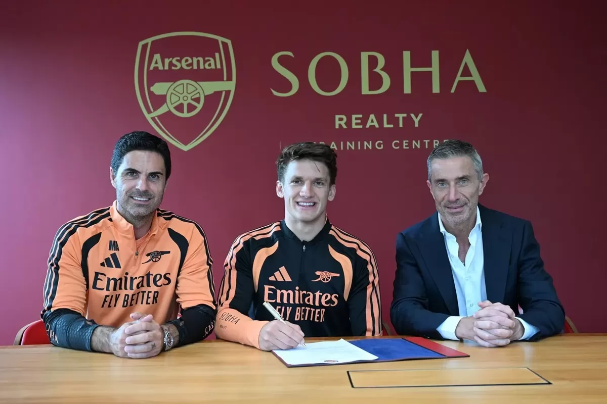 Christos Tzolis resmi bergabung dengan Arsenal. (Arsenal)