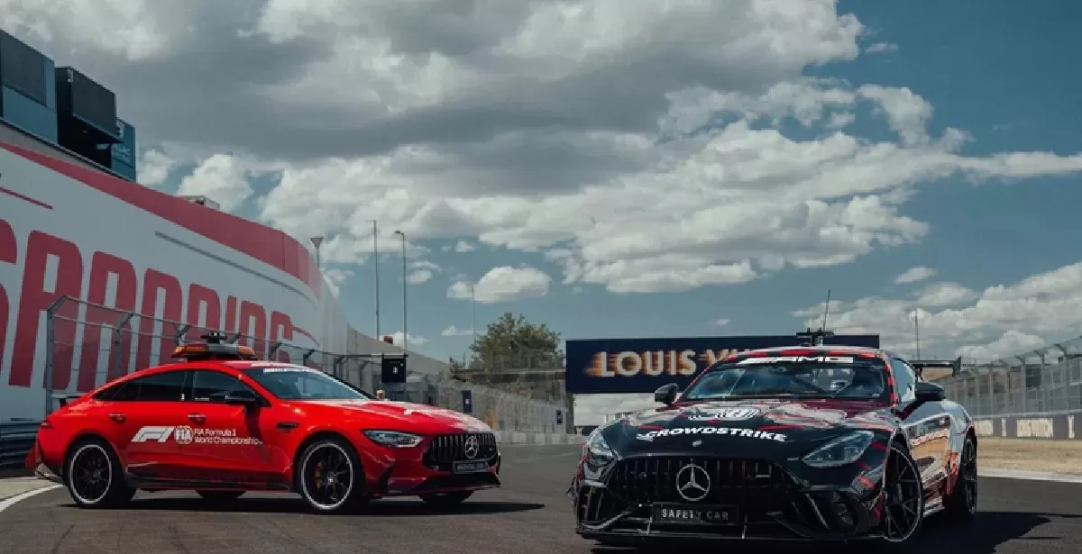 Mercedes kenalkan safety car F1 baru berpenggerak semua roda. (Mercedes-Benz)