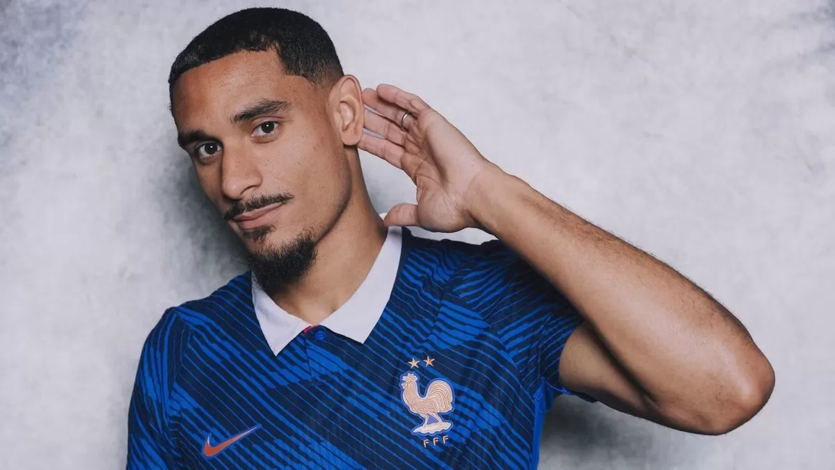 Maxence Lacroix, menyelesaikan pemeriksaan medis di Chelsea.