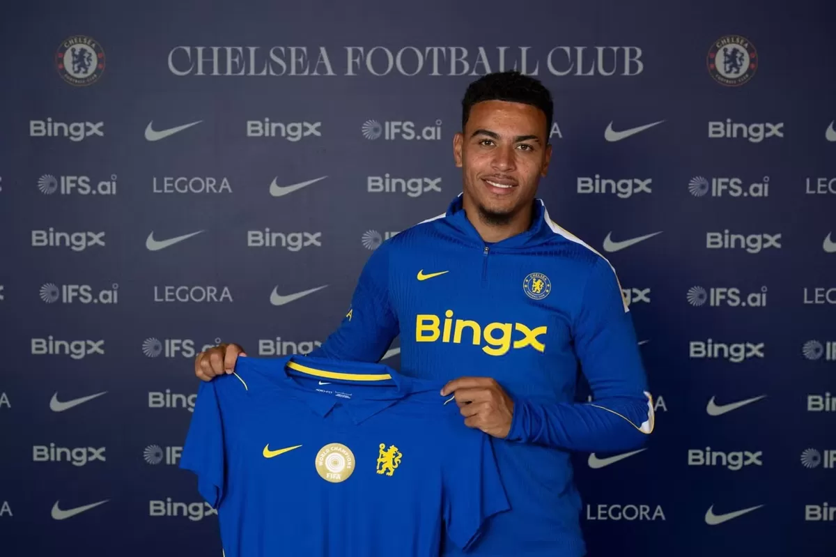 Morgan Rogers direkrut Chelsea dengan nilai lebih dari &euro;100 juta (Rp 1,6 triliun).