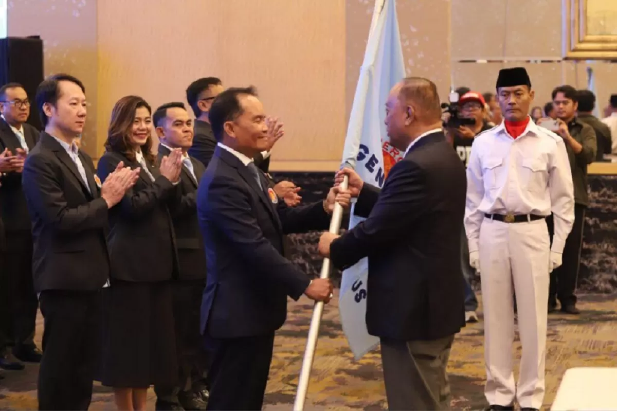 Ketua Umum KONI Pusat Marciano Norman melantik dan mengukuhkan pengurus PB.Percasi Masa Bakti 2026&ndash;2030