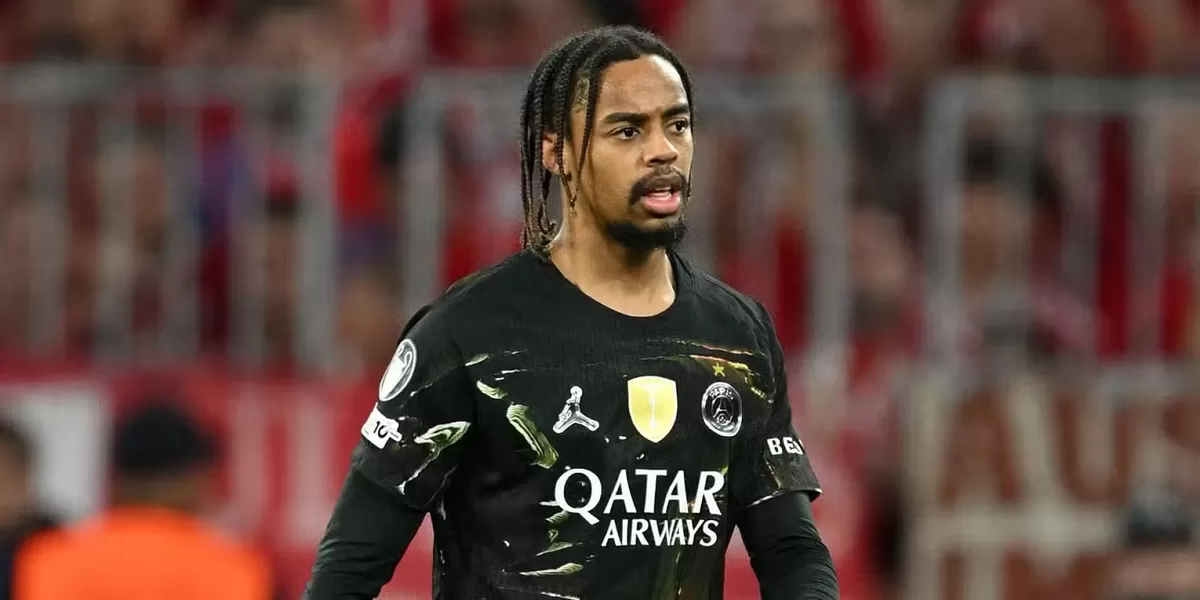 Pemain sayap Paris Saint-Germain (PSG), Bradley Barcola jadi target utama Liverpool.