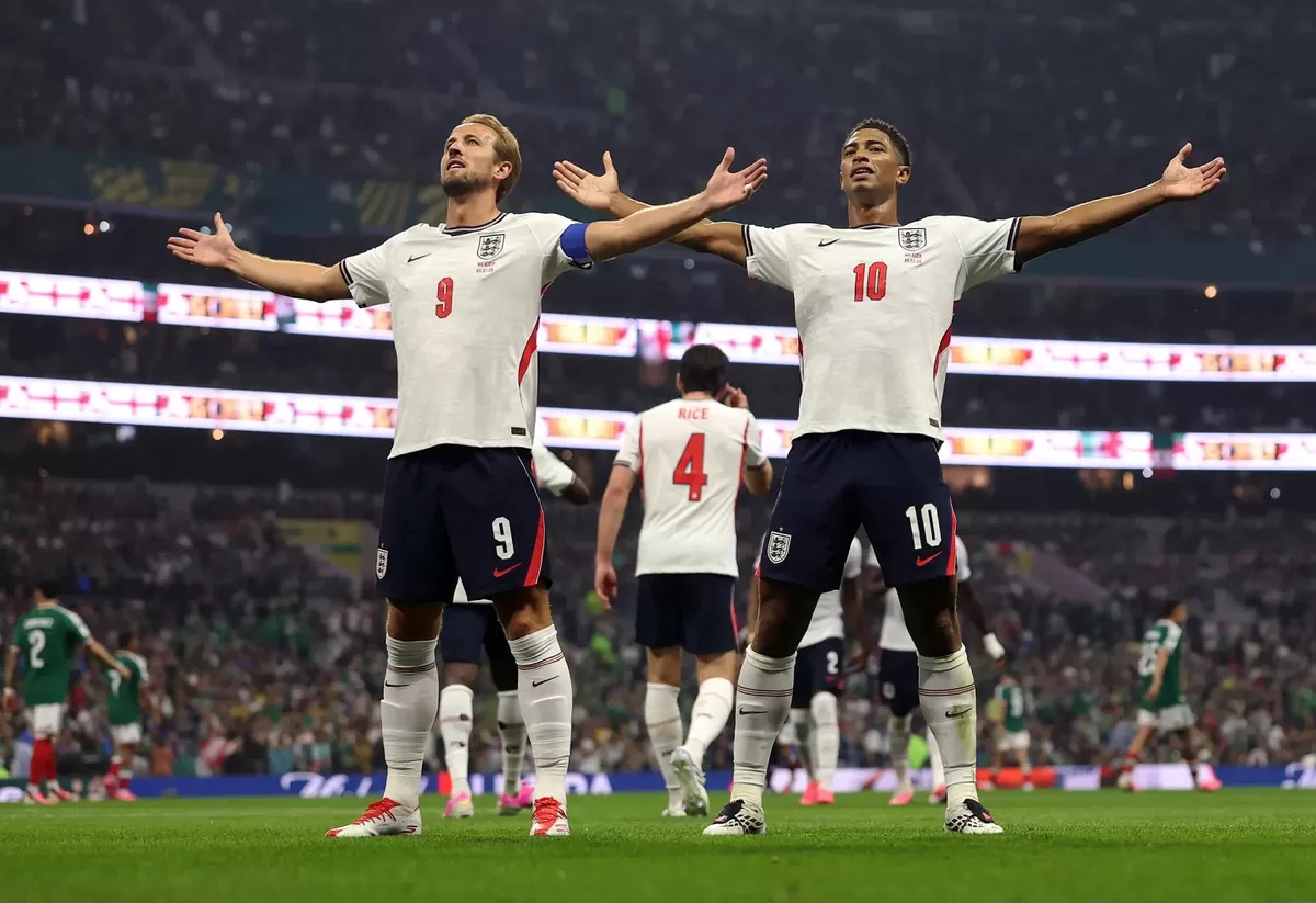 Asosiasi Sepak Bola Inggris (FA) memimpin penentangan, dengan mengatakan para pemimpinnya 'sangat prihatin'. 