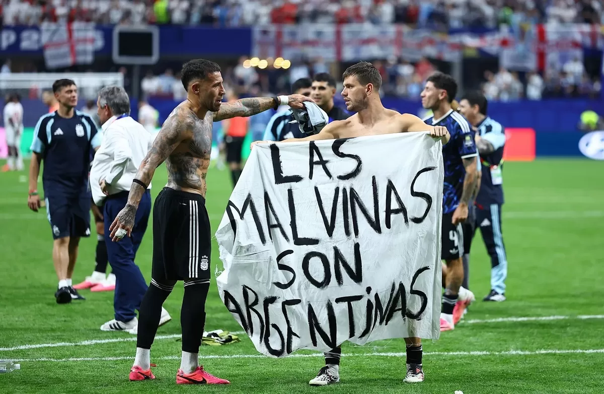 FIFA meluncurkan tindakan disipliner terhadap Argentina atas spanduk mereka terkait Kepulauan Falkland.  (Shutterstock Editorial)