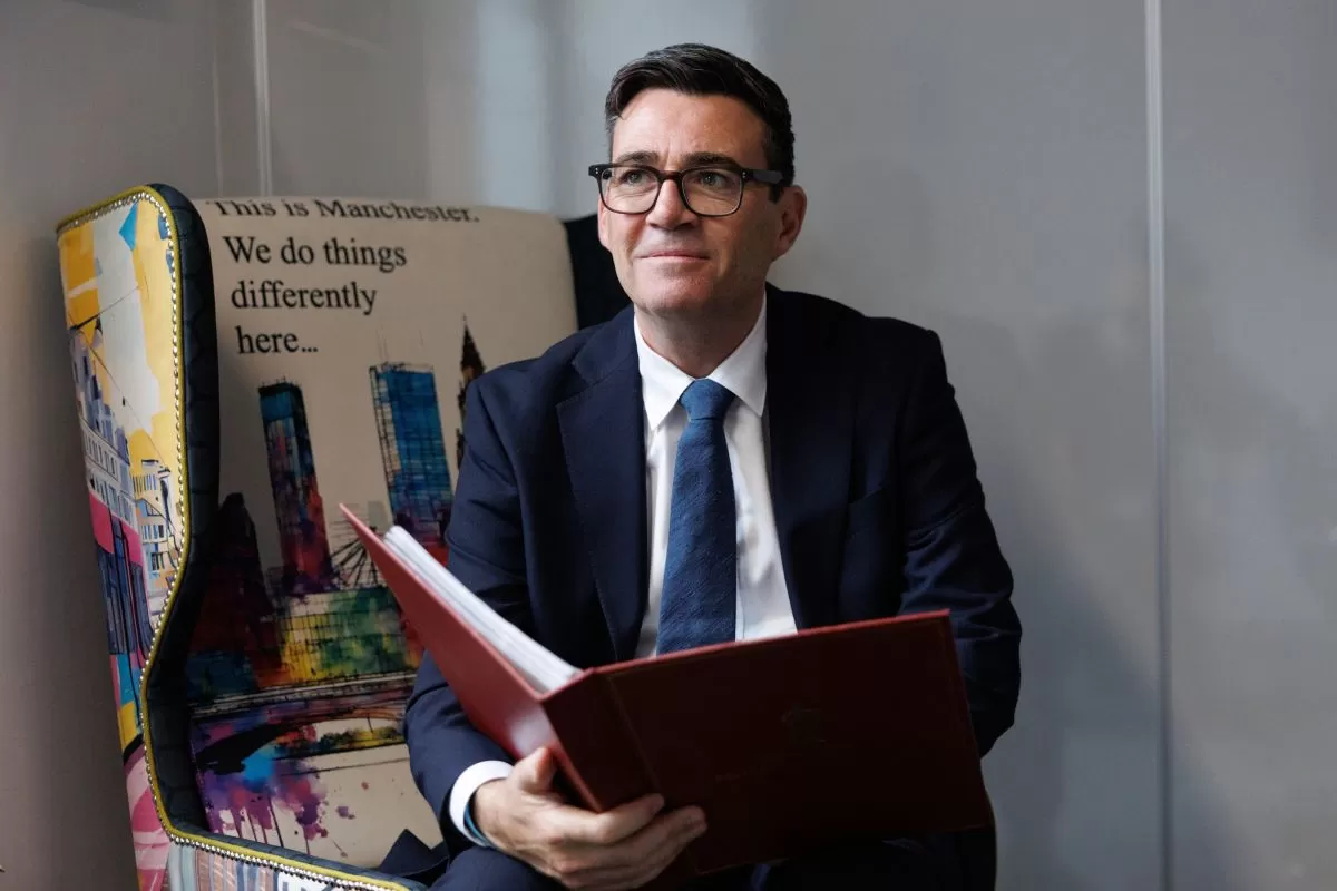 Perdana Menteri Inggris Andy Burnham meminta Presiden FIFA untuk mengundurkan diri. (@andy.burnham)