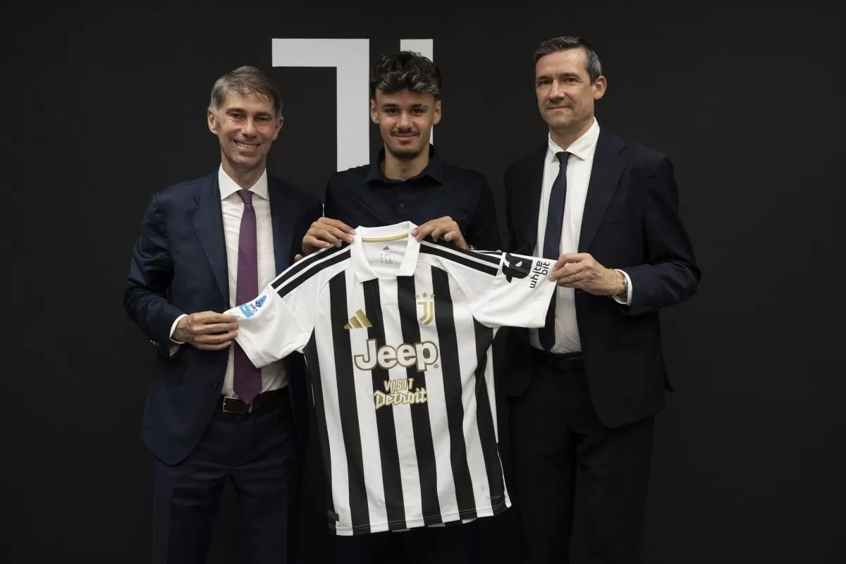 Juventus memperkenalkan Kerim Alajbegovic sebagai belanjaan baru.
