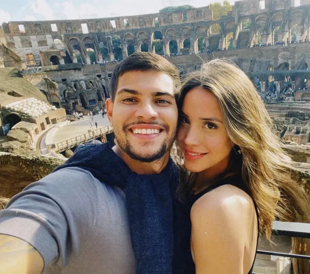 Ana Lidia Martins senang bepergian dengan Bruno Guimaraes. 