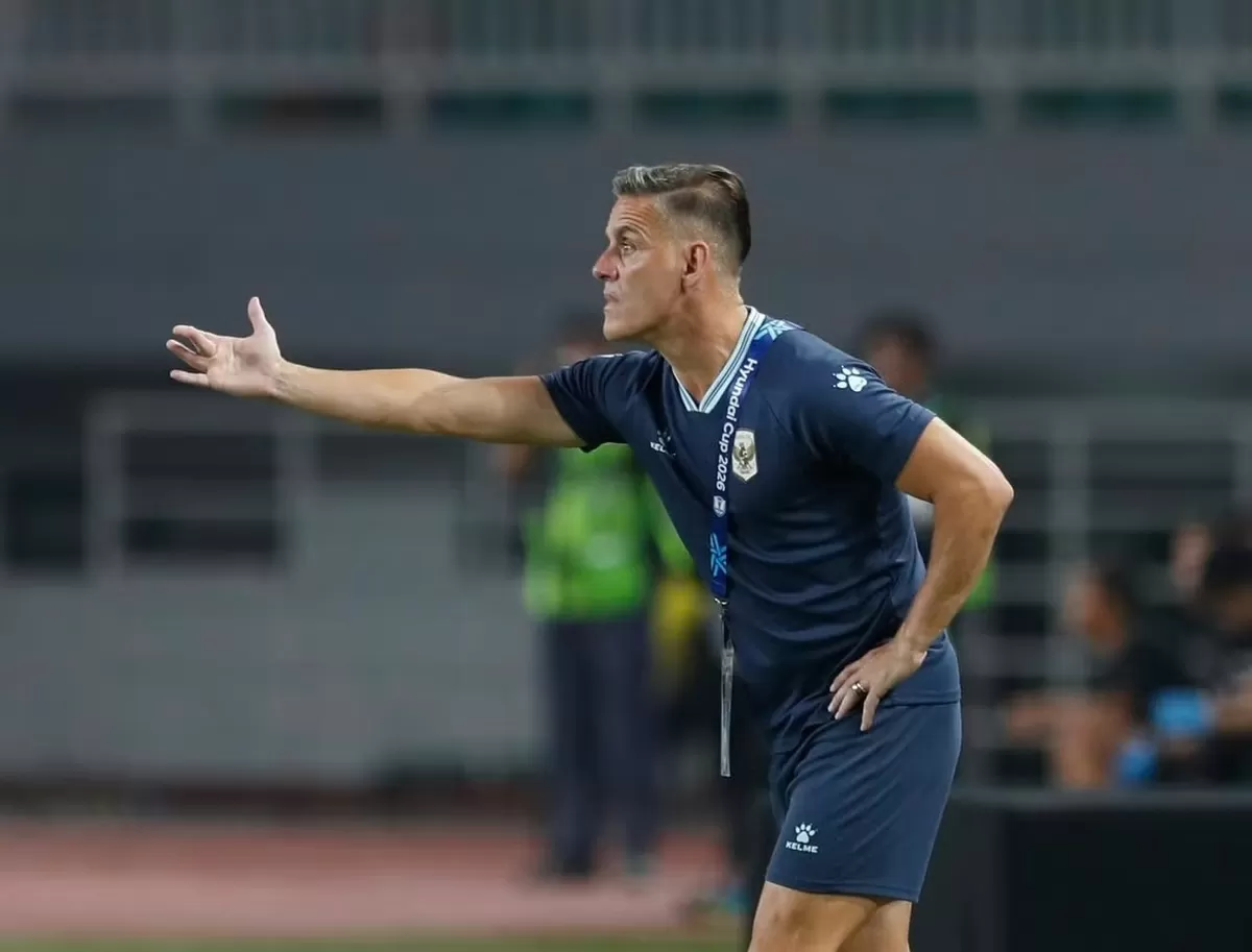 Pelatih John Herdman memanggil pemain-pemain dari liga domestik, beliau sudah mengatakan bahwa melatih mereka akan lebih sulit.