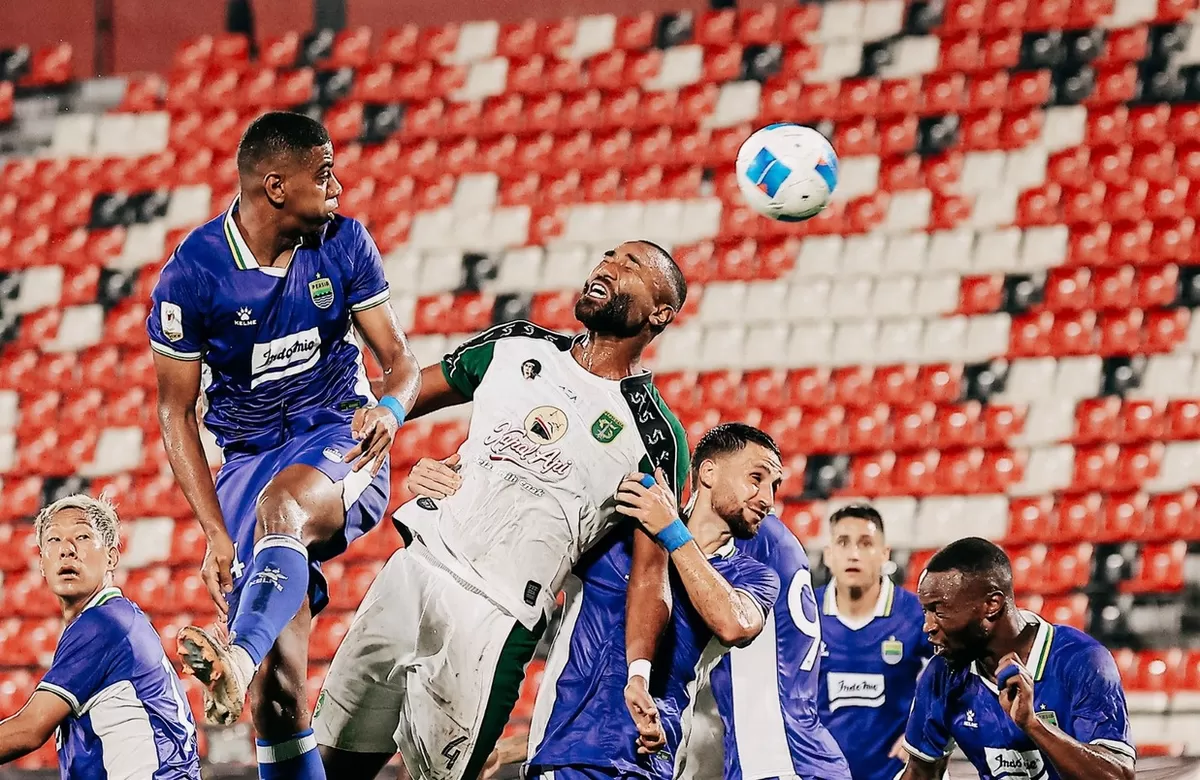 Partai final Piala Presiden 2026 antara Persib dan Persebaya berlangsung sengit. Bandul ijo kampium baru, usai menang pinalti 6-5, di Stadion I Wayan Dipta, Bali, Kamis, 6 Agustus.