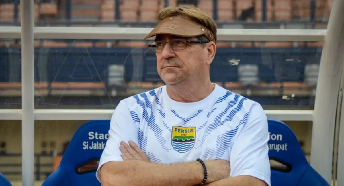 Mantan pelatih Persib, Robert Rene Alberts. (Antara)