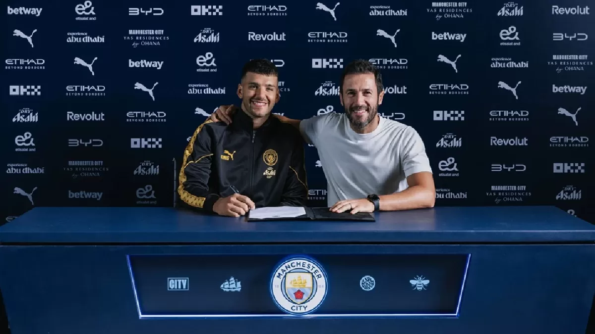 Geronimo Rulli kembali ke Manchester City untuk durasi dua tahun. (Manchester City)