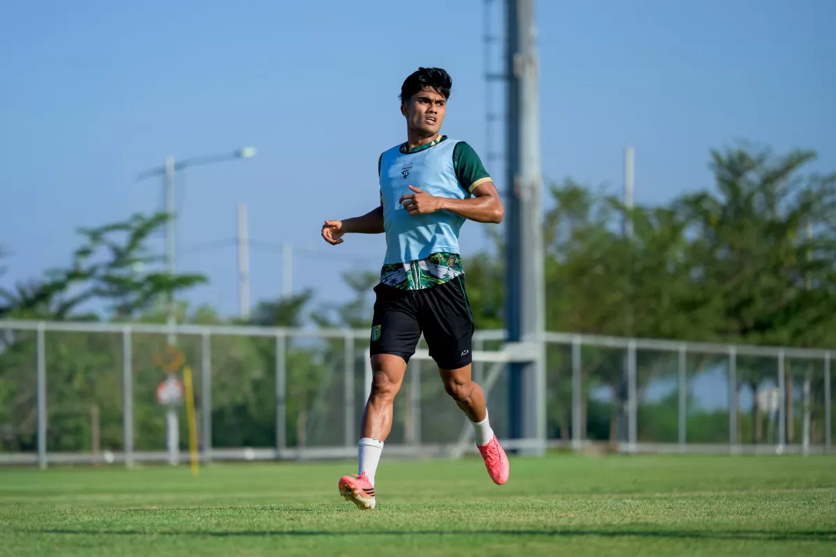Ramadhan Sananta jalani latihan jelang duel Persebaya vs Penang FC. (Persebaya)