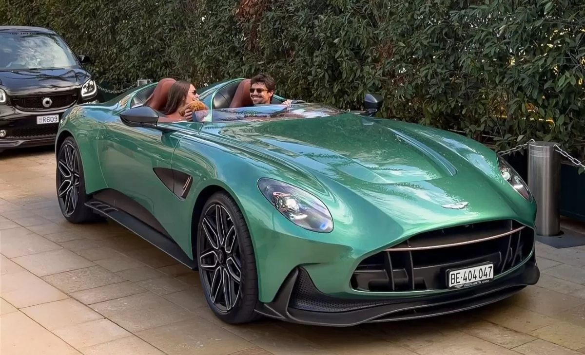 Lance Stroll pamer mobil Aston Martin edisi terbatas di Monaco. (@monaco_luxurystyle)