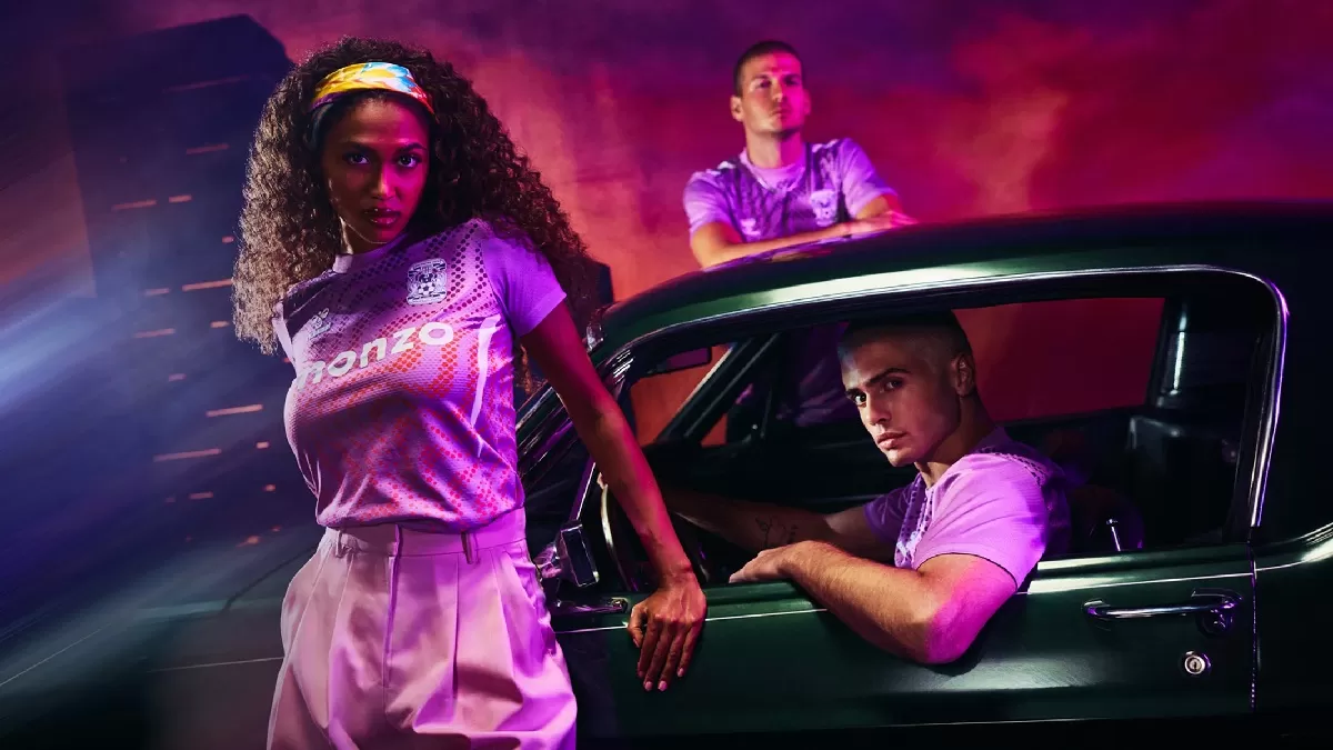 Coventry City luncurkan jersey ketiga untuk musim 2026/27. (Coventry City)