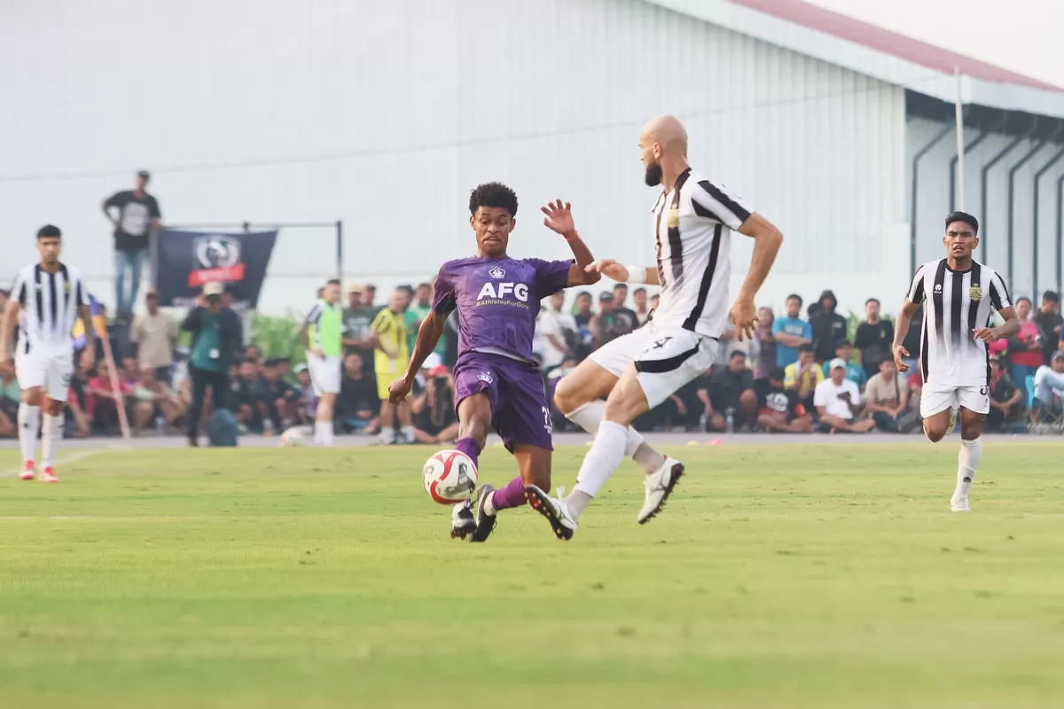 Persik Kediri jalani uji coba melawan Bhayangkara FC. (Persik Kediri)