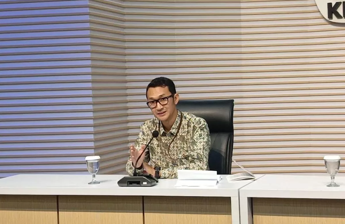 KPK Geledah Dinkes Kota Madiun, Sita Dokumen, Barang Elektronik dan Uang Tunai