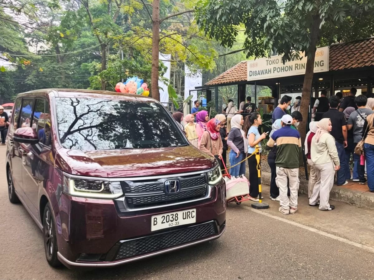 Berburu Kuliner Viral di Bandung Bersama Honda Step WGN - Bincang Bincang Mobil