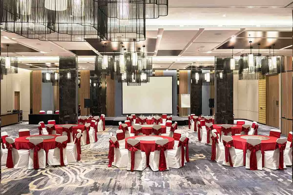 Rayakan Imlek Penuh Makna di Grand Mercure Batam Centre lewat Reunion Dinner of The Fire Horse