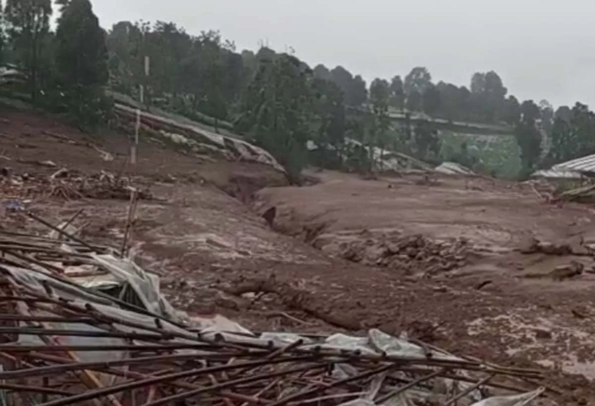 Longsor Pasirlangu Bandung Barat, 8 Warga Tewas dan Puluhan Masih Hilang