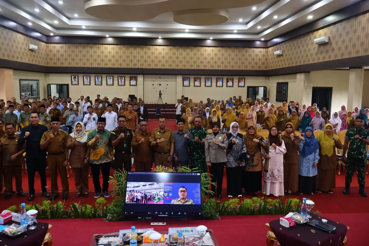Foto bersama jajaran pimpinan dan peserta Musyawarah Perencanaan Pembangunan (Musrenbang) RKPD Tahun 2027 sekaligus Rembuk Stunting Tahun 2026 Kota Payakumbuh, di Aula Joserizal Zain, Lantai 3 Balai Kota Payakumbuh, Senin (30/03/2026).