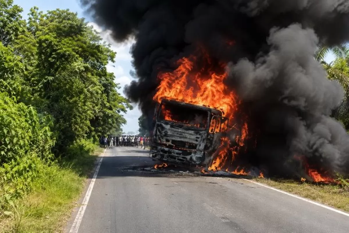 Kecelakaan Bus ALS vs Truk Tangki di Muratara, 16 Orang Tewas Terbakar di Jalan Lintas Sumatera