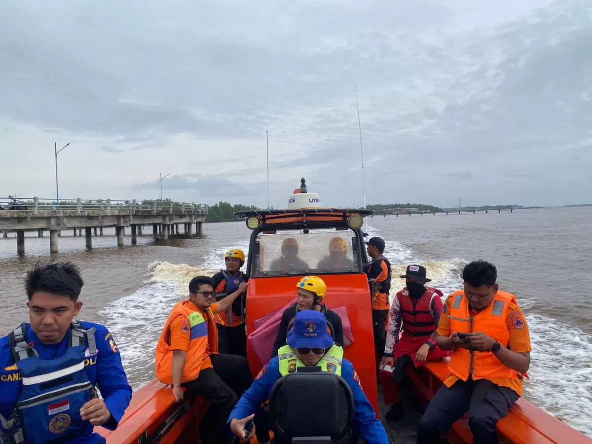 Tim SAR Cari Dua Nelayan Udang Asal Kuala Tungkal yang Hilang Kontak di Perairan Mendahara. (Doc. SAR Jambi)
