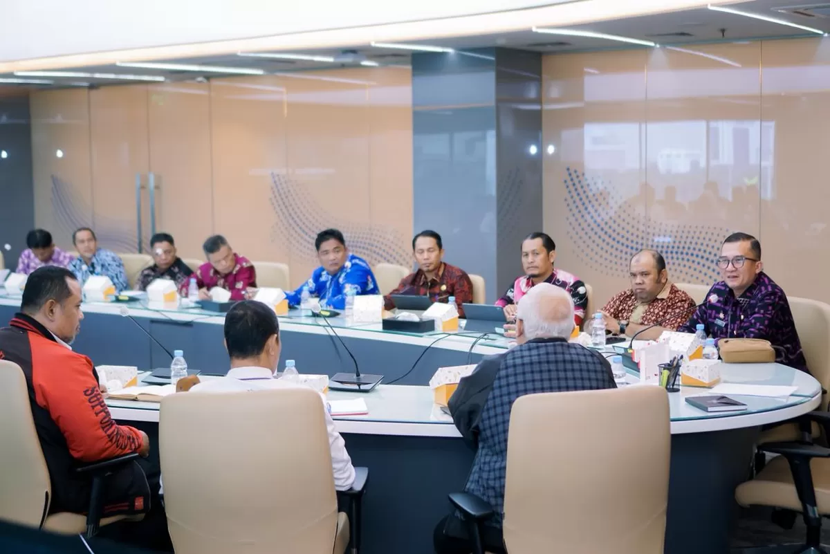 Kadis Kominfo Provinsi Jambi Pimpin Rombongan Diskominfo Kabupaten/Kota Audiensi ke Komdigi RI. (Doc. Diskominfo Provinsi Jambi)