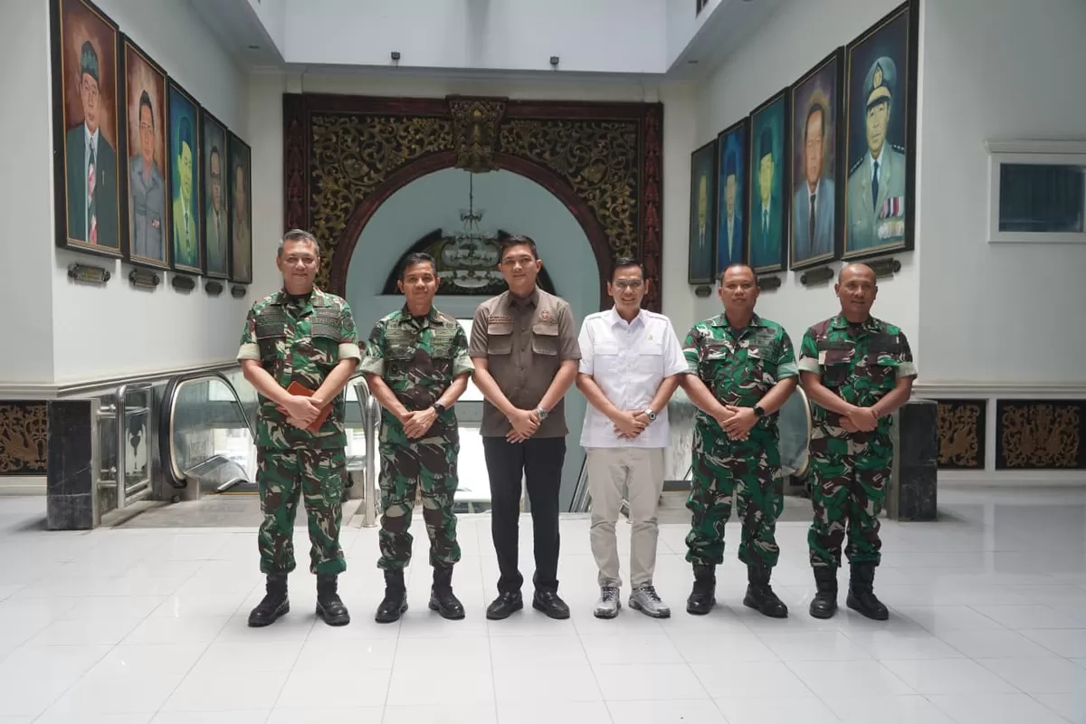 Danrem 042/Gapu Jalin Silaturahmi dengan DPRD Provinsi Jambi. (Doc. Penrem 042/Gapu)