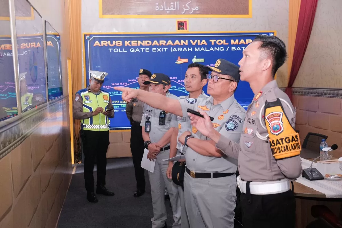 Jasa Raharja Pastikan Kesiapsiagaan Petugas di Jawa Timur lewat Peninjauan ke Pos Pelayanan Terpadu. (Doc. Humas JR)