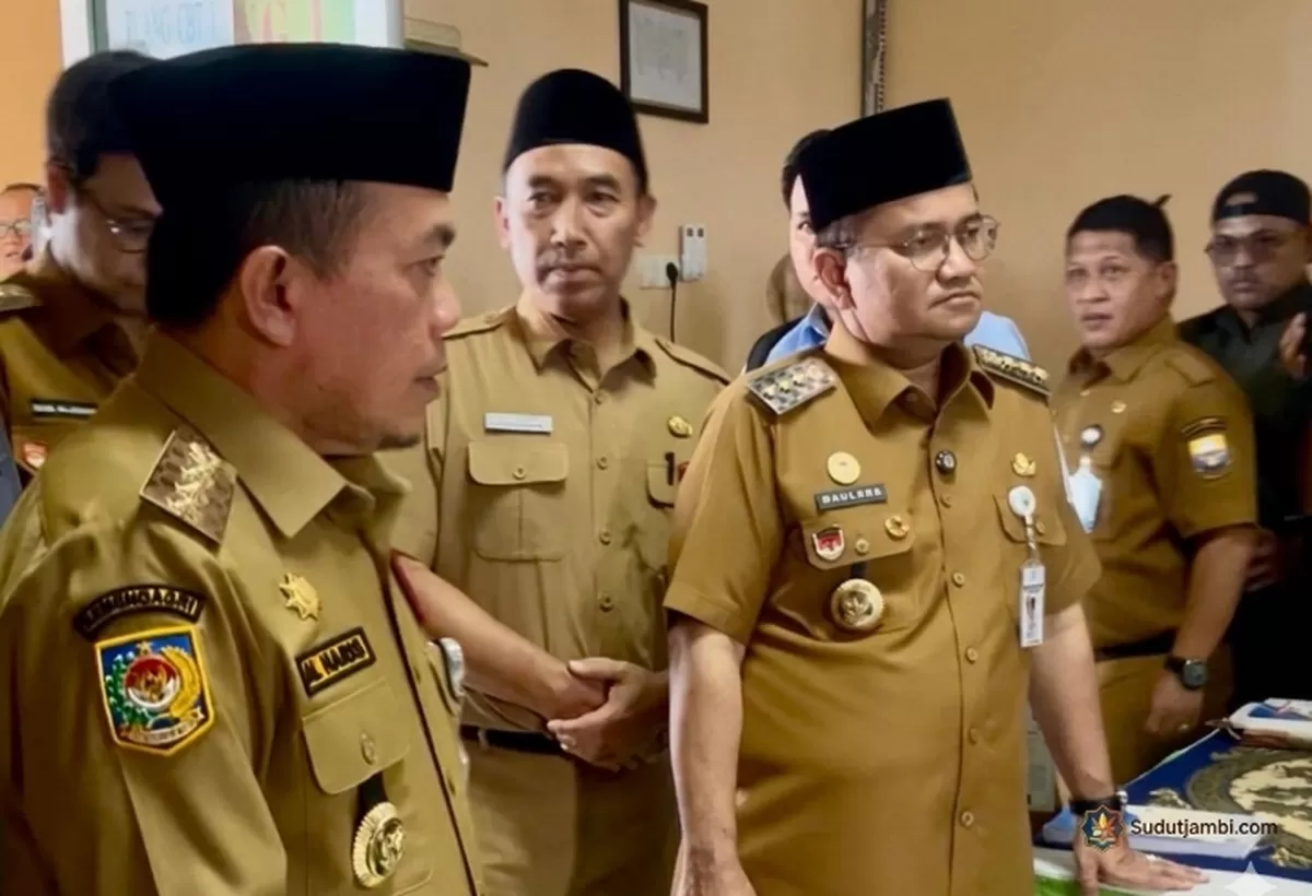 Gubernur Al Haris Tinjau Tes Kompetensi SMP. (Doc. Diskominfo Provinsi Jambi)