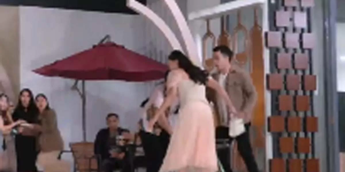 Ayuna didorong hingga tercebur ke kolam. (Gorajuara/ Instagram @rctilayardramaindonesia)