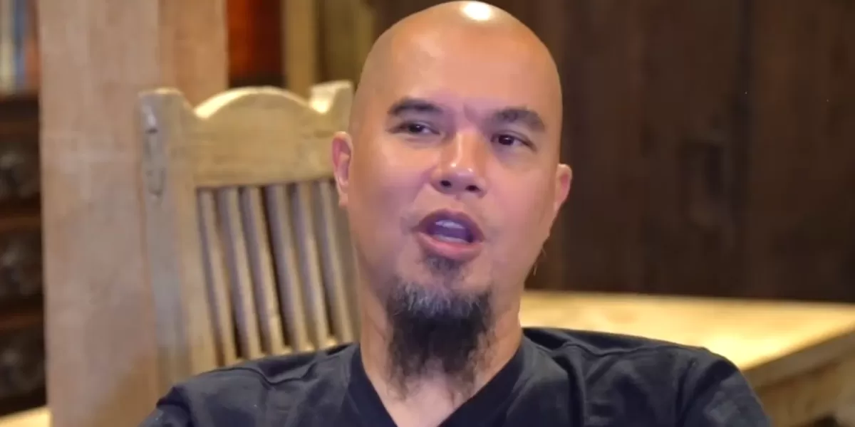 Ahmad Dhani diminta mengundang mantan vokalis Dewa alias Once di acara pernikahan El Rumi dan Ahmad Dhani (Foto: Gorajuara/ Tangkap layar YouTube NGOBROL ASIX)