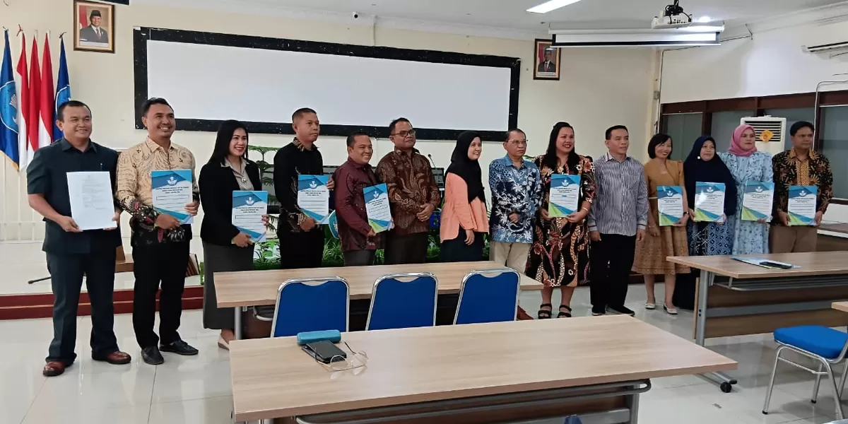 Sampai saat ini jumlah Lektor kepala Januari 2026 13 Dosen Lektor Kepala, 1 Dosen profesor