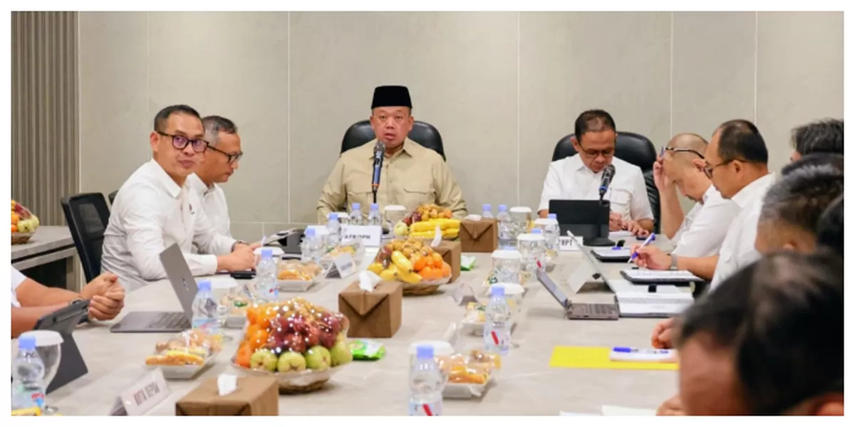Keterangan gambar: Pembinaan  Menteri ATR/BPN, Nusron Wahid, saat memimpin kegiatan Pembinaan Pertanahan dan Tata Ruang di Kantor Pertanahan Kabupaten Bogor I, Selasa (6/1/2026).(Realitasonline / Ist)