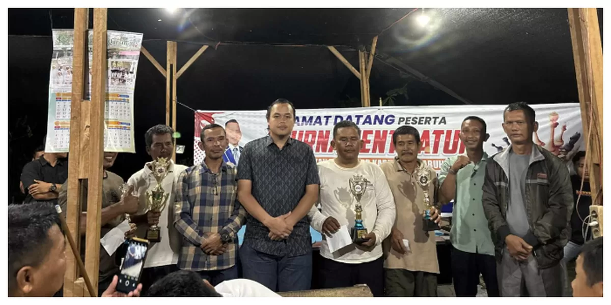 Keterangan Gambar : Juara - juara turnamen catur dano bale labuhanbatu (Realitaosnline.id / Arif)