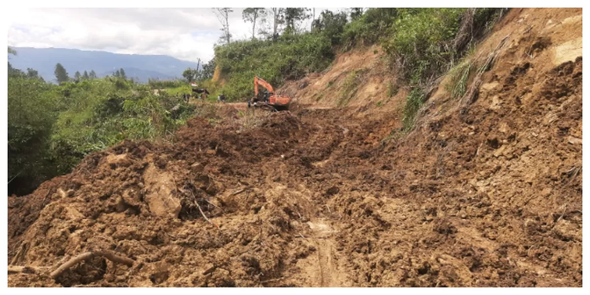 Situasi dan kondisi wilayah terdampak bencana alam banjir dan longsor. (realitaaonline.id/ADI)