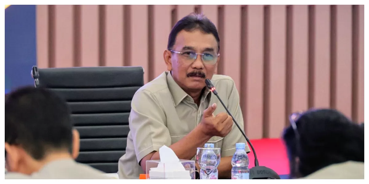  Pengarahan Sekretaris Jenderal Kementerian ATR/BPN, Dalu Agung Darmawan, beri Pengarahan kepada jajaran Pejabat Struktural dan Fungsional di lingkungan Setjen, berlangsung di Aula Prona Kementerian ATR/BPN, Jakarta, Senin (5/1/2026).(Foto : Realitasonline / Riswandy)