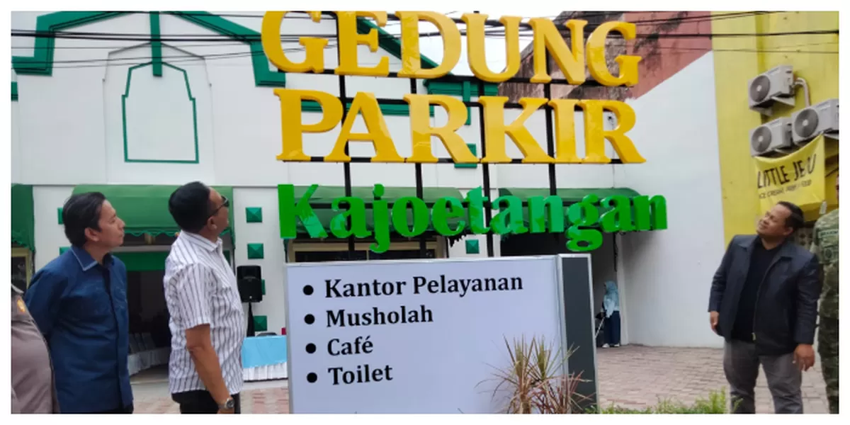 Wali Kota Malang saat meresmikan gedung parkir Kayutangan. (Realitasonline.id/Dok)