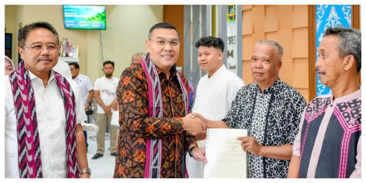 Keterangan gambar : Kunjungi  Wakil Menteri Wamen ATR/Waka BPN Ossy Dermawan, melakukan kunjungan kerja ke Kantor Pertanahan (Kantah) Kabupaten Mempawah, Provinsi Kalimantan Barat, Sabtu (10/1/2026).(Foto : Realitasonline / Ist)