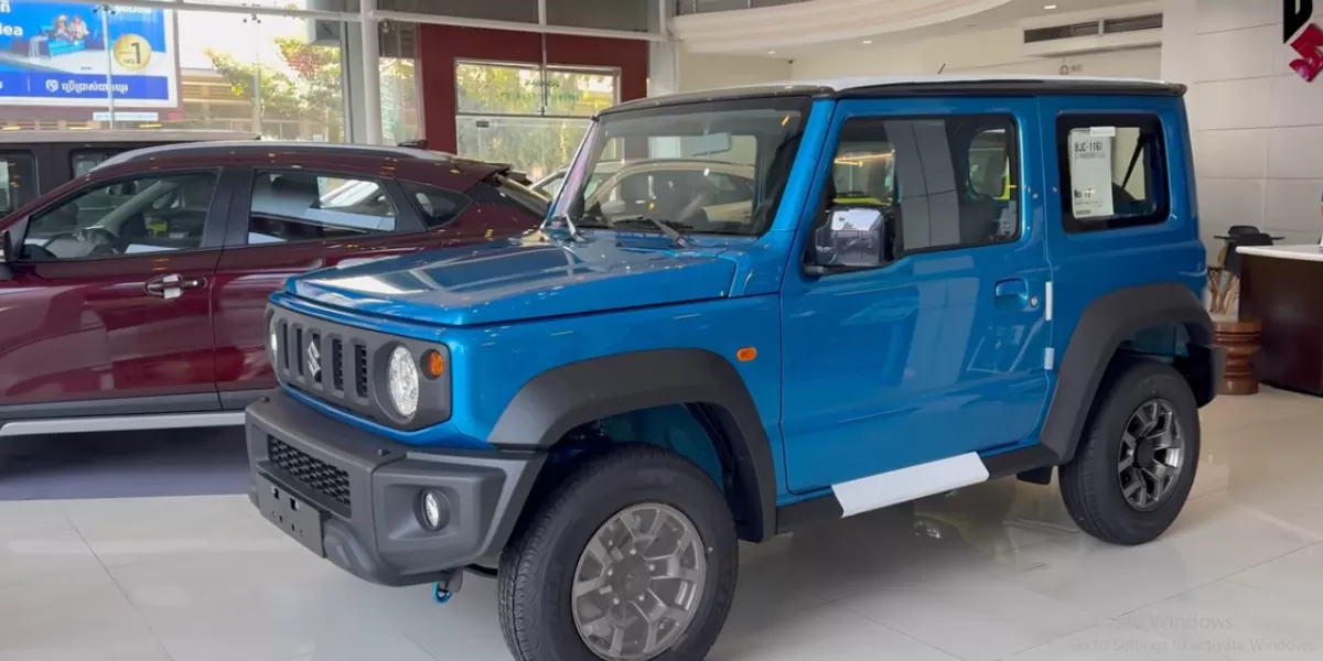 Suzuki Jimny 2026 3 Door SUV adalah SUV kecil dengan karakter kuat yang memadukan gaya klasik dan kemampuan modern. (Tangkapan Layar YouTube Top Car Classic)