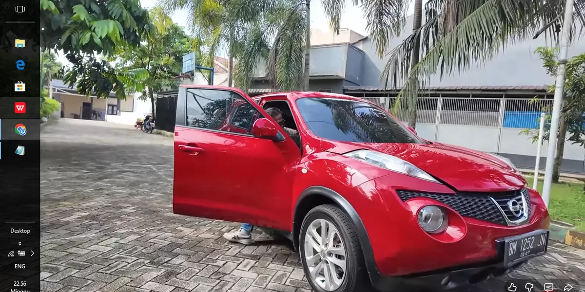 Ilustrasi review mobil bekas (mobkas) Nissan Juke RX tahun 2012 , tampilan yang dianggap elegan. (Tangkapan layar youtube@sandymotorpekanbaru)